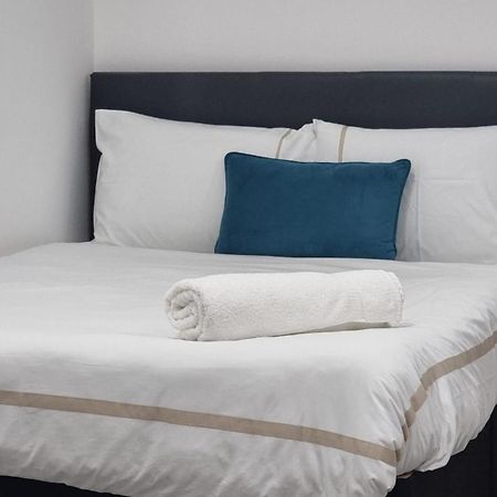 Brand New Collection Of Studios Close To Tube Station London Bagian luar foto