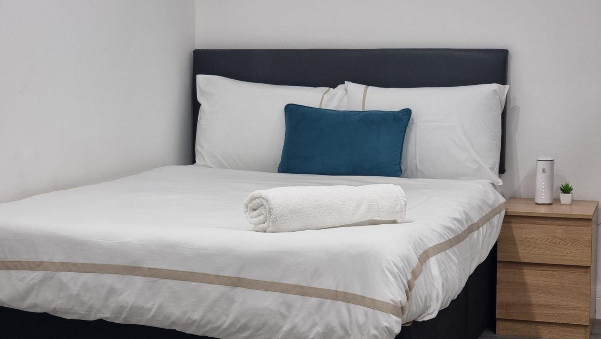 Brand New Collection Of Studios Close To Tube Station London Bagian luar foto