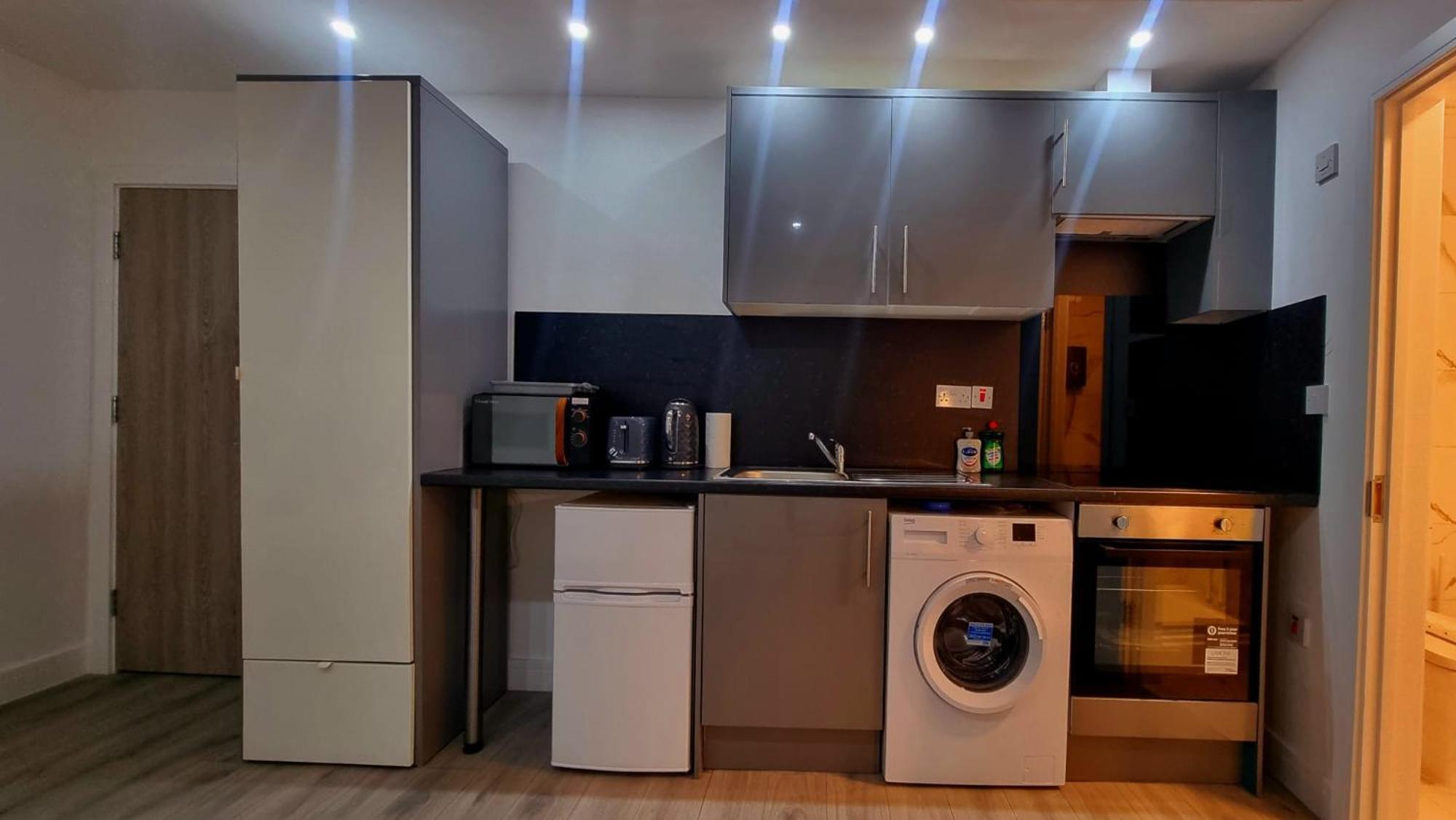 Brand New Collection Of Studios Close To Tube Station London Bagian luar foto