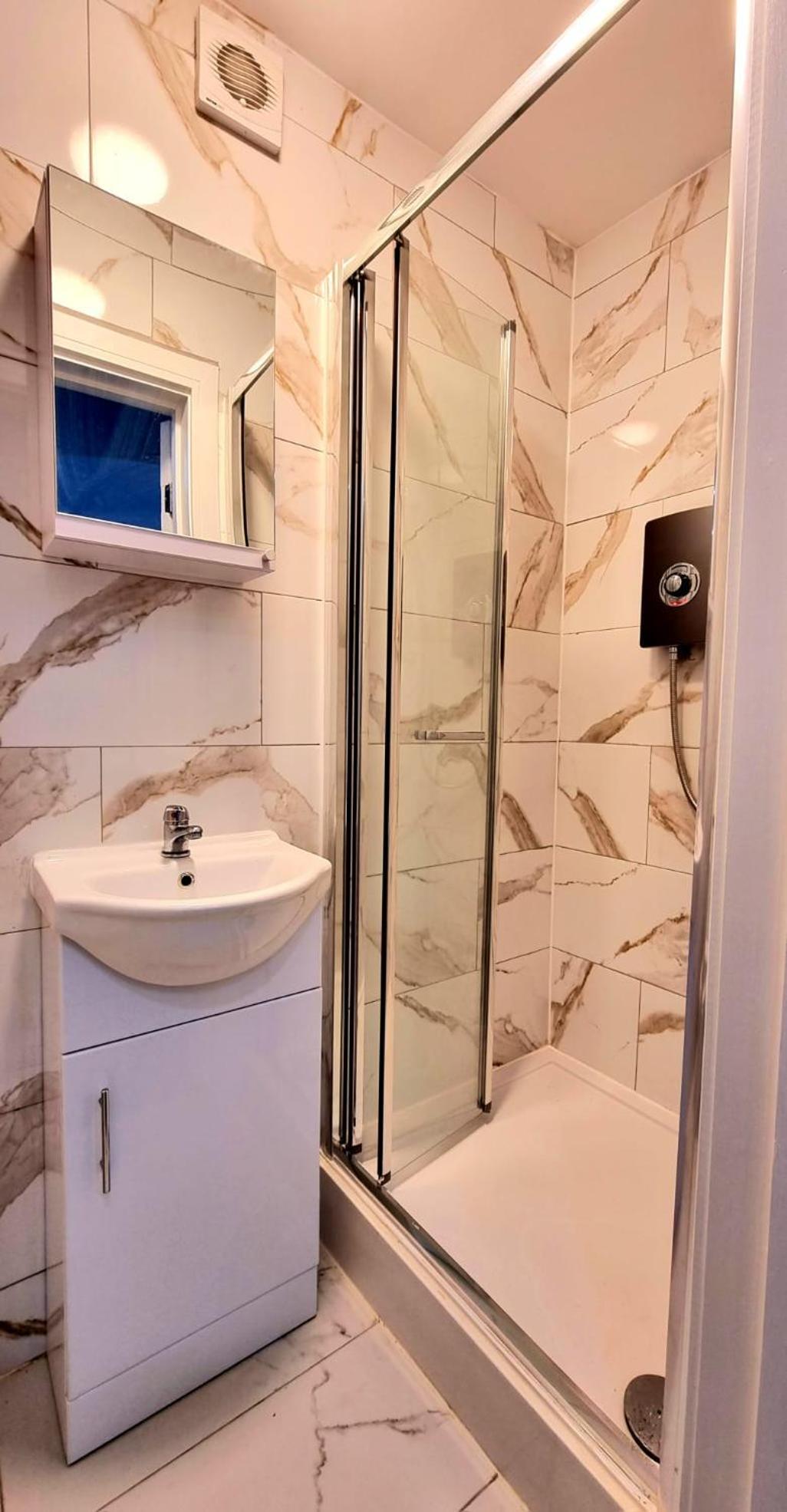 Brand New Collection Of Studios Close To Tube Station London Bagian luar foto
